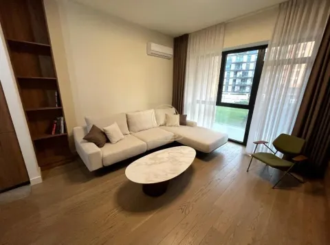 Izdavanje, trosoban stan, 80m², Savski Venac, Beograd - image 2