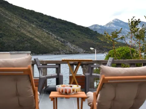 Rent, one bedroom apartment, 50m², Lepetani, Tivat - image 4