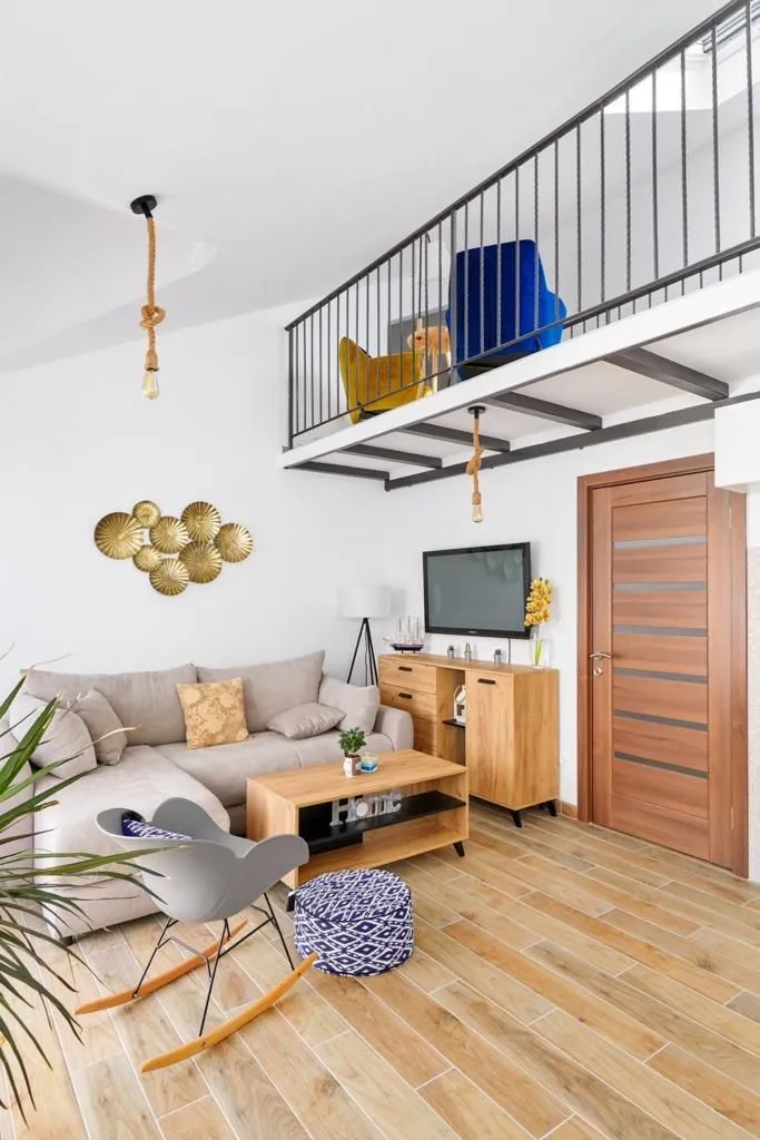 Rent, two bedroom apartment, 70m², Centar, Tivat