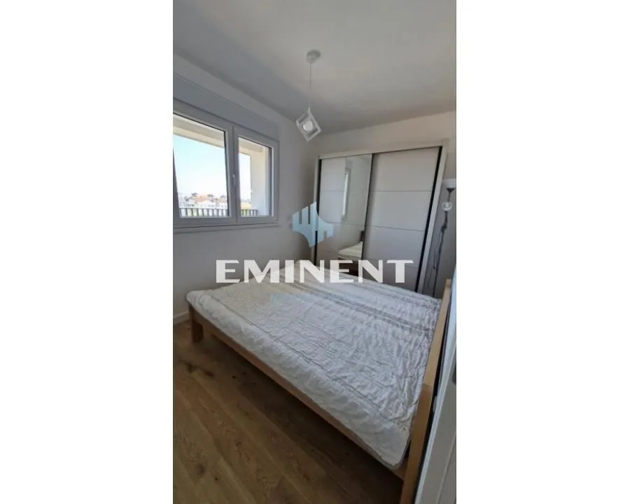 Rent, two bedroom apartment, 42m², Zemun Novi Grad, Zemun Sve Podlokacije