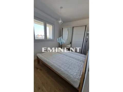 Izdavanje, dvosoban stan, 42m², Zemun Novi Grad, Zemun Sve Podlokacije - image 10