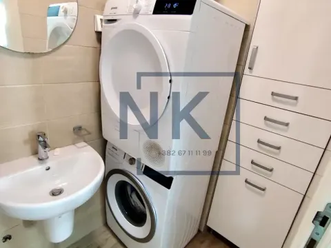 Izdavanje, dvosoban stan, 64m², City Kej, Podgorica - image 10