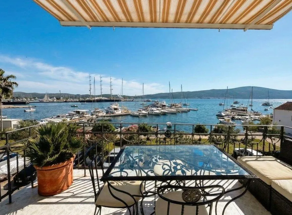 Izdavanje, dvosoban stan, 115m², Seljanovo, Tivat