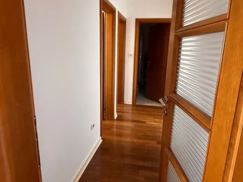 Sale, three bedroom apartment, 191m², Kamenovo, Budva - image 11