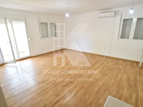 Izdavanje, dvosoban stan, 69m2, Ljubović, Podgorica Izdavanje, dvosoban stan, 69m2, Ljubović, Podgorica