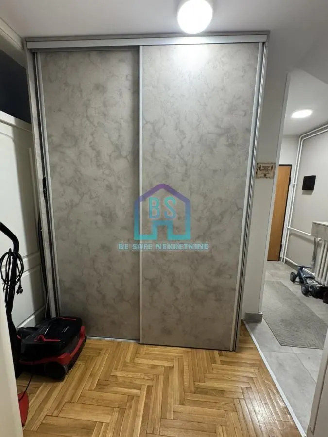 Prodaja, trosoban stan, 80m², Nova Detelinara, Novi Sad Sve Podlokacije