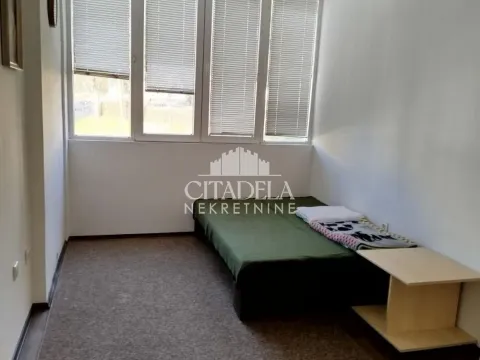 Izdavanje, jednosoban stan, 37m², Rušanj, Beograd - image 4