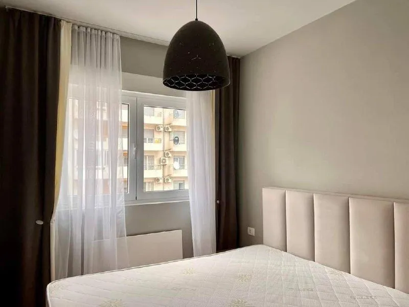 Izdavanje, dvosoban stan, 60m², Rozino, Budva