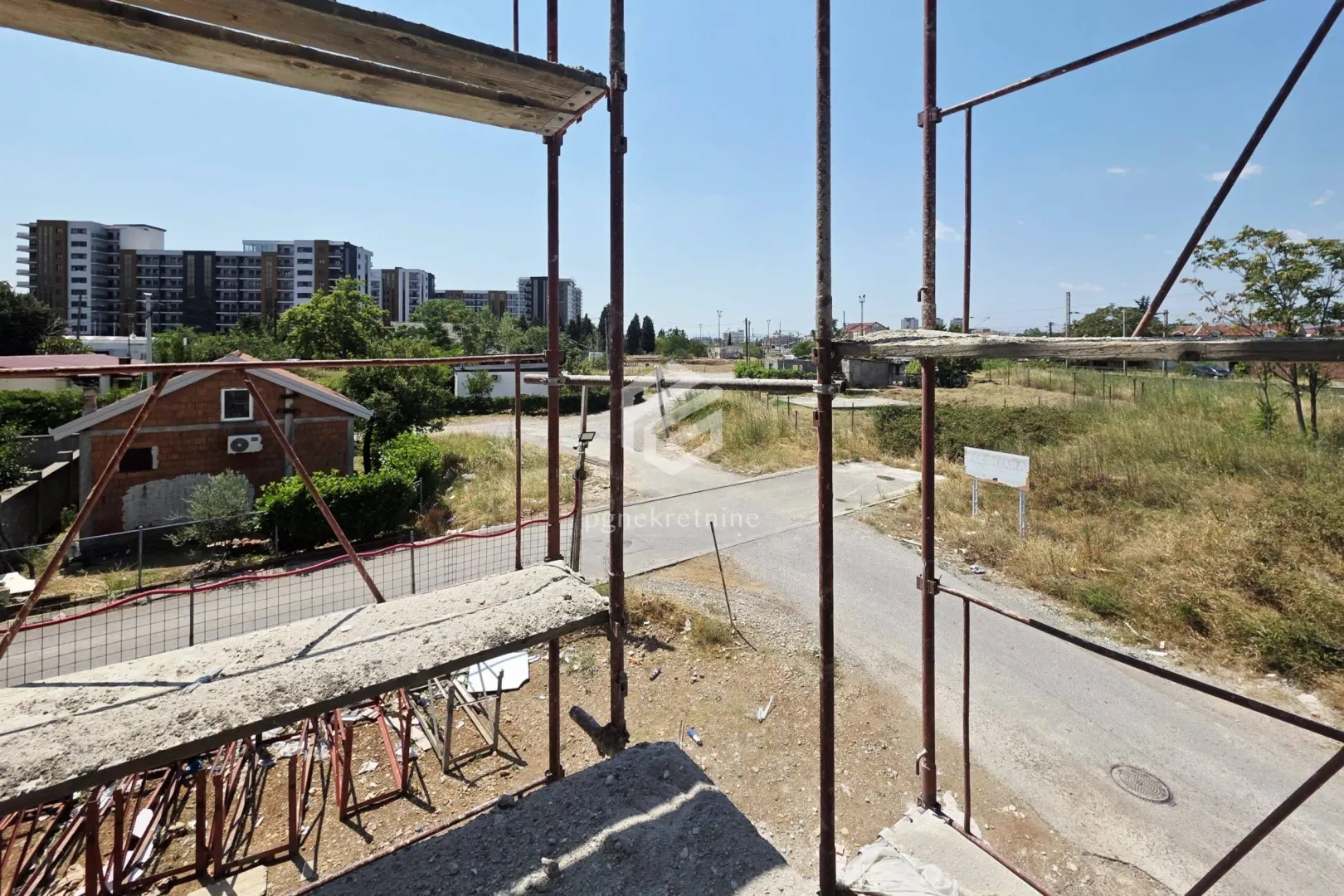 Prodaja, dvosoban stan, 65m², Konik, Podgorica