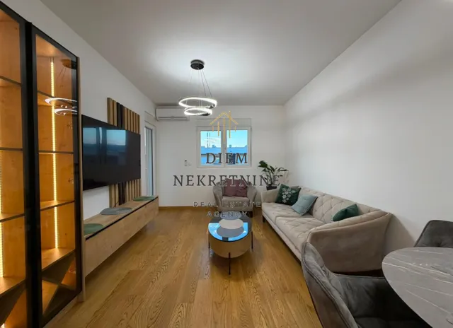 Rent, one bedroom apartment, 45m², City Kvart, Podgorica