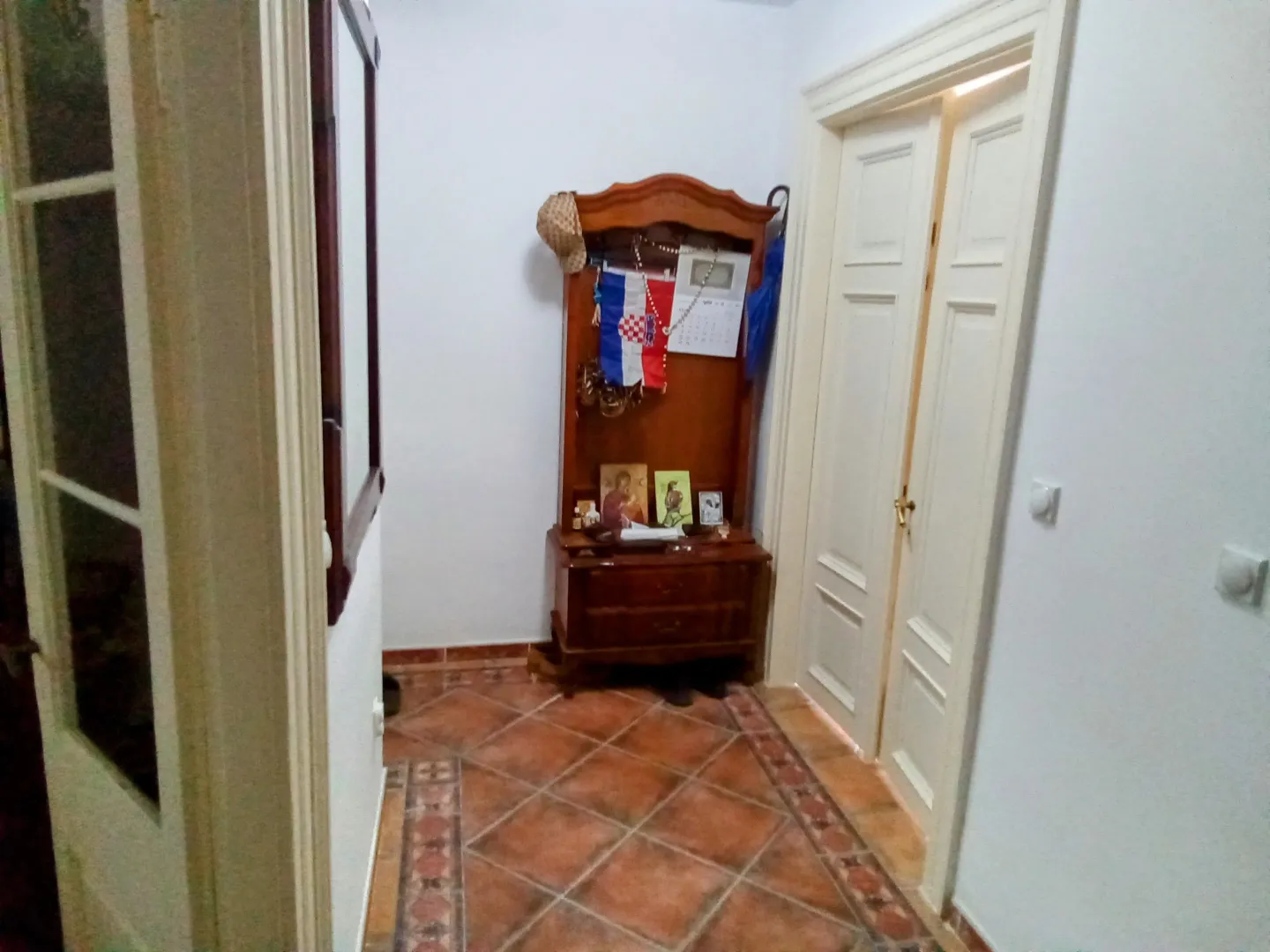 Prodaja, dvosoban stan, 75m², Stari Grad Kotor, Kotor