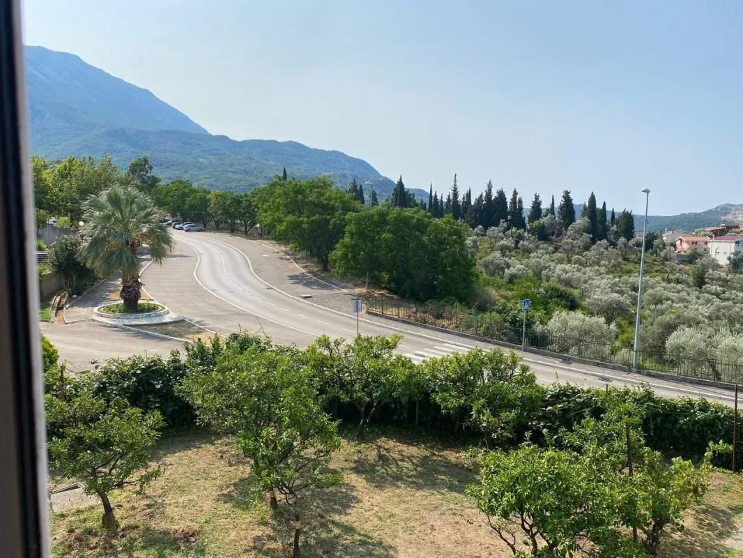 Prodaja, kuća, 216m², Bar, Crna Gora