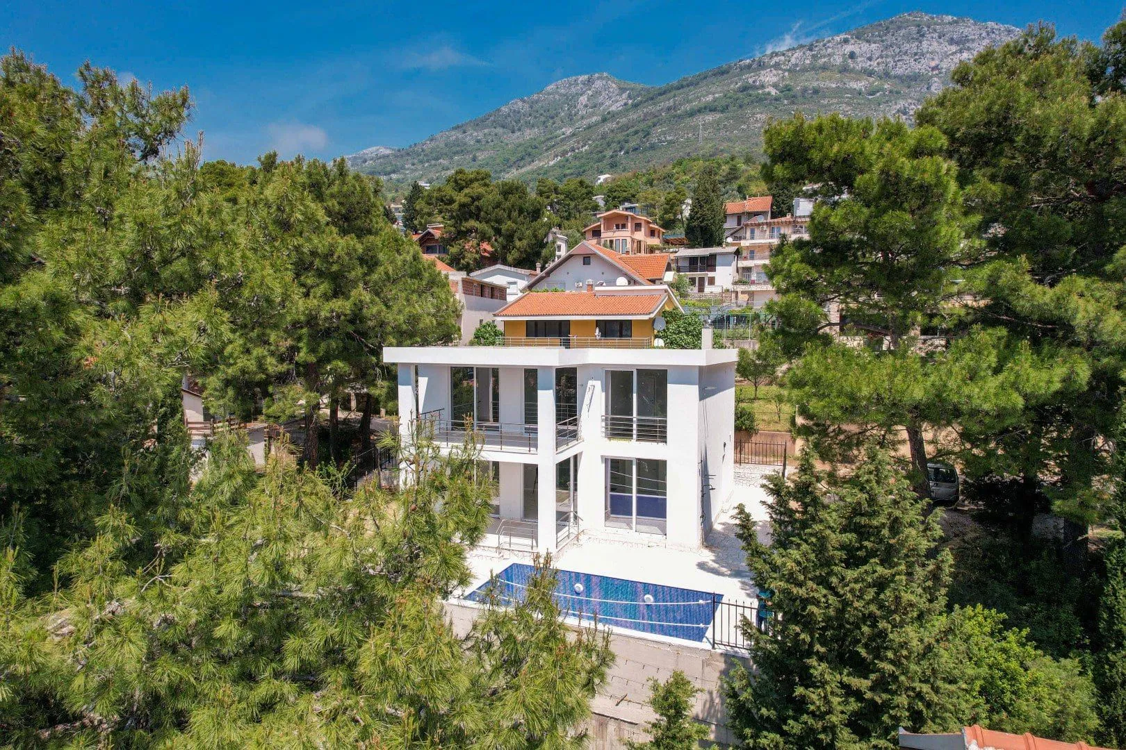 Sale, house, 210m², Zeleni Pojas, Bar