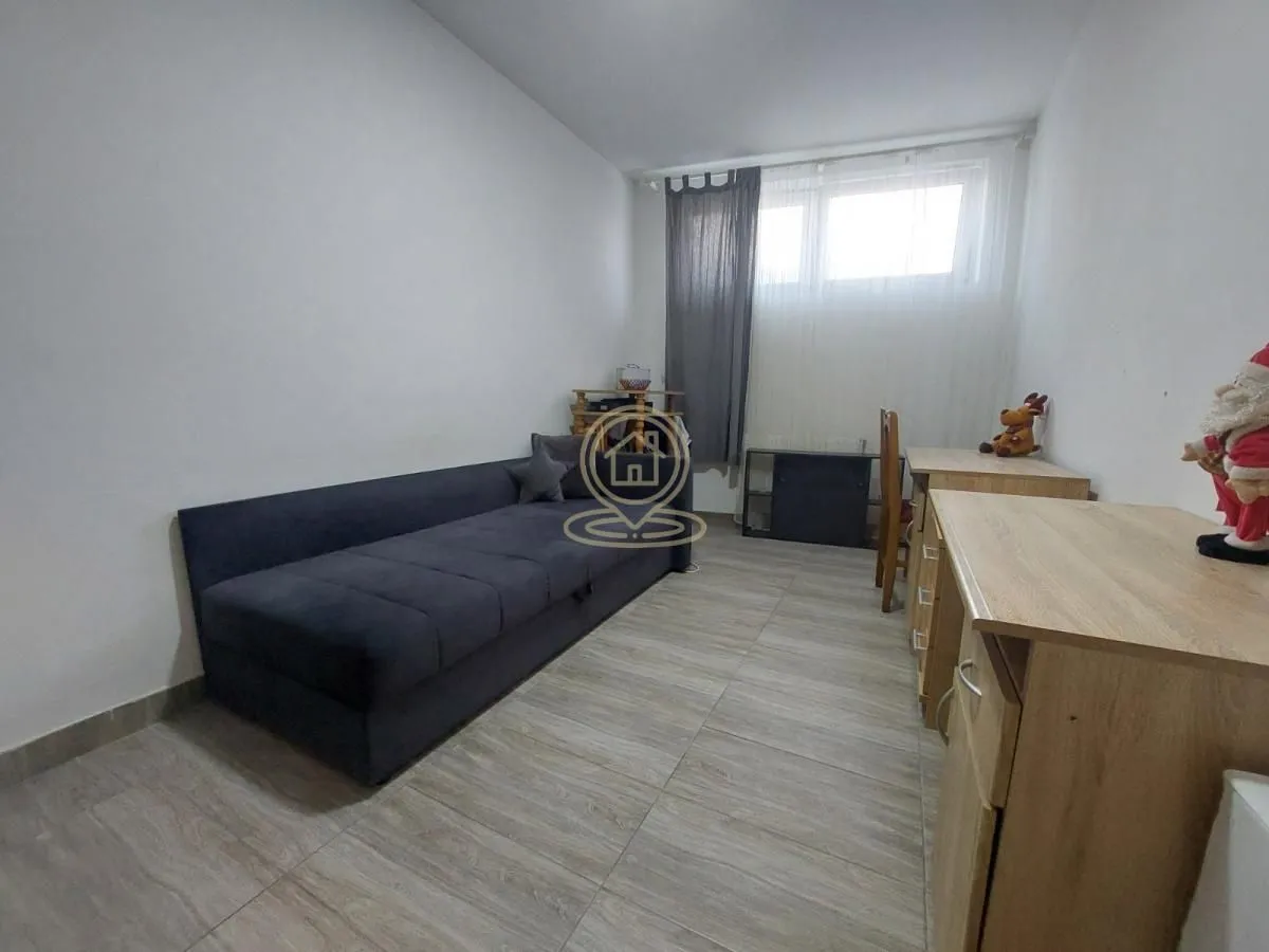 Prodaja, trosoban stan, 58m², Petrovaradin, Novi Sad