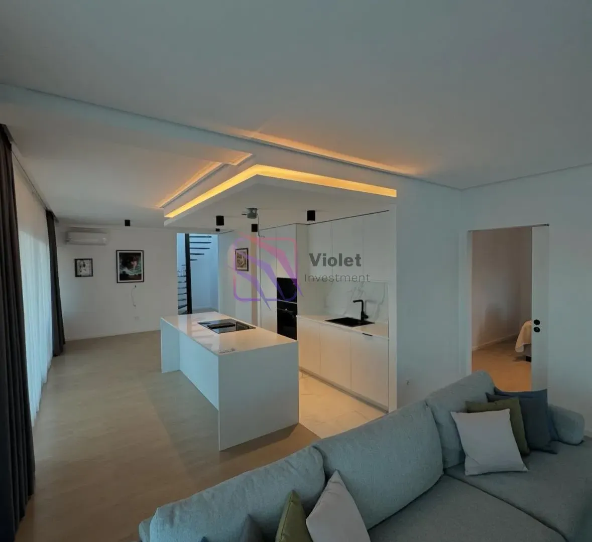 Sale, three bedroom apartment, 263m², Komoševina, Budva