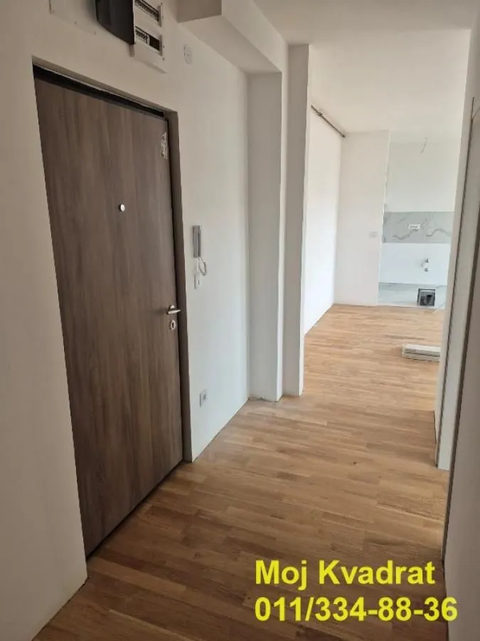 Prodaja, trosoban stan, 71m², Centar, Stara Pazova