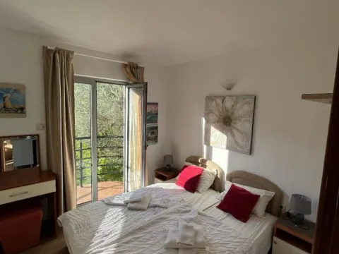 Rent, one bedroom apartment, 45m², Ivanovići, Budva - image 9