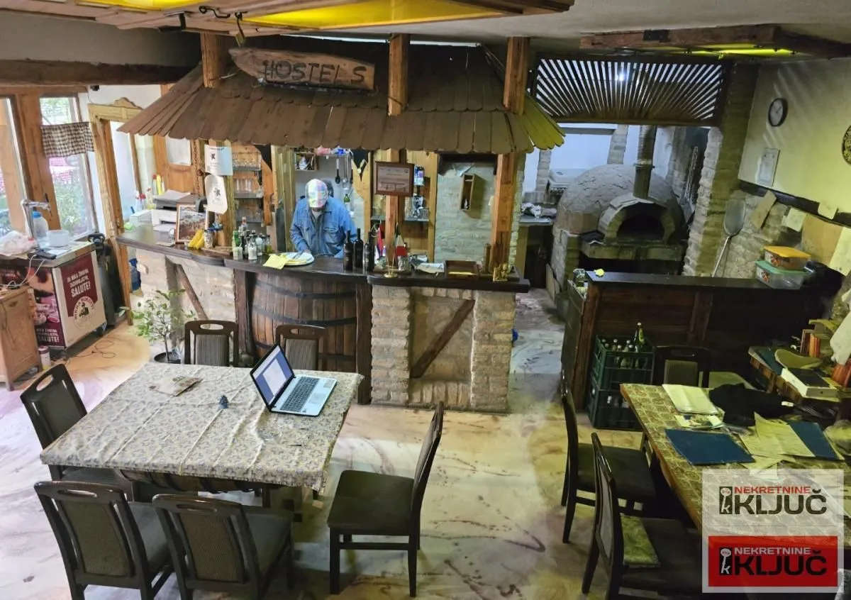 Rent, hospitality venue, 100m², Centar, Novi Sad
