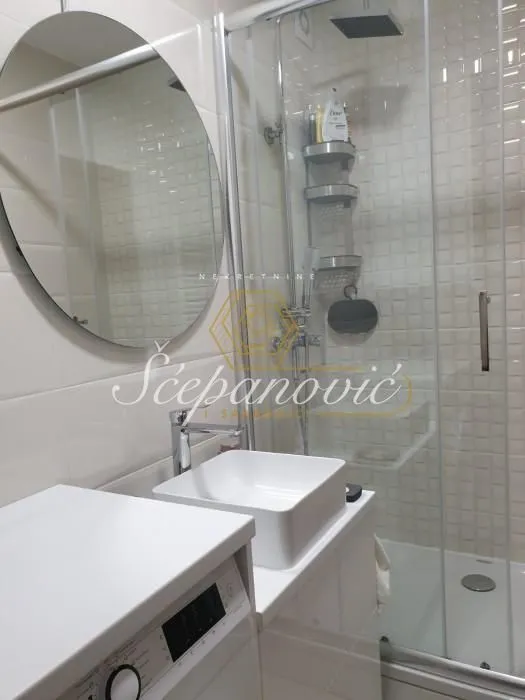 Prodaja, dvosoban stan, 45m², Nova Detelinara, Novi Sad Sve Podlokacije