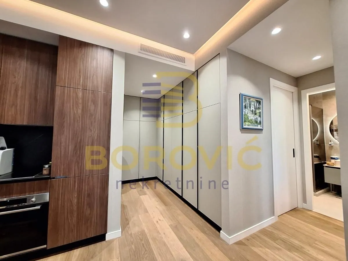Rent, two bedroom apartment, 55m², Savski Venac, Beograd