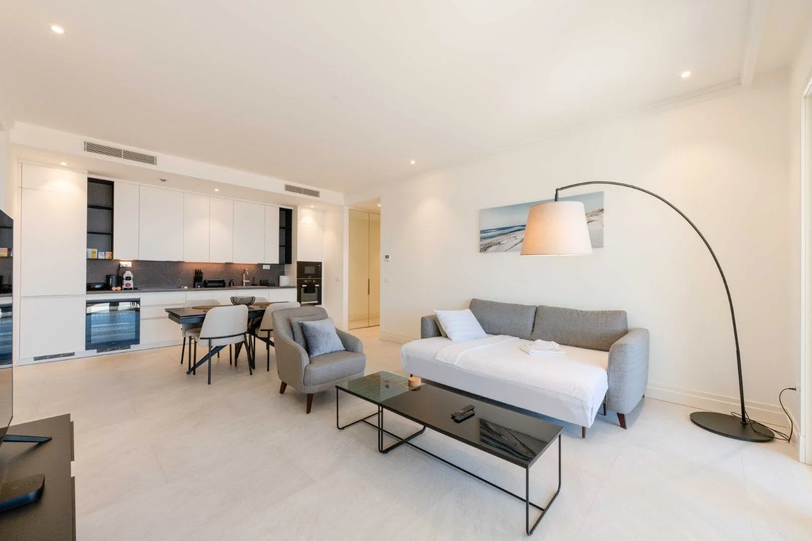 Sale, one bedroom apartment, 74m², Luštica Bay, Tivat