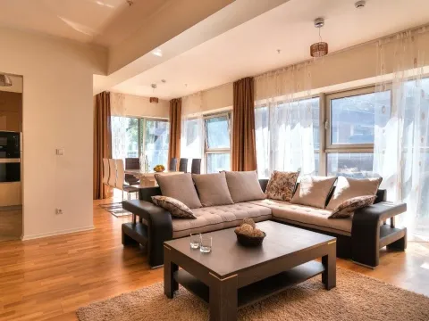 Prodaja, trosoban stan, 125m², Budva, Crna Gora - image 18