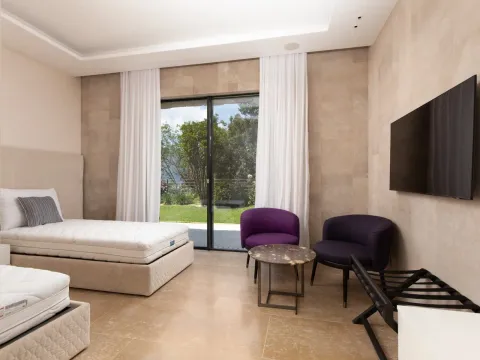 Prodaja, kuća, 526m², Orahovac, Kotor - image 23