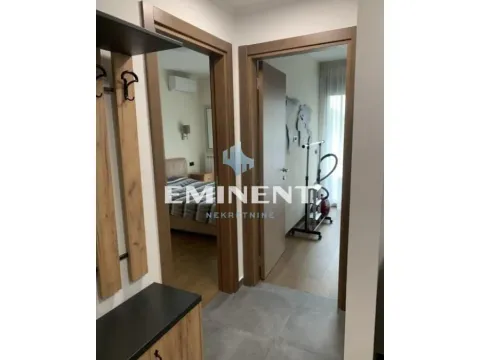 Izdavanje, trosoban stan, 90m², Čukarica, Beograd - image 8