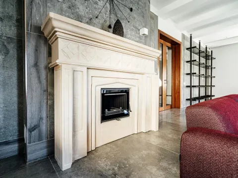 Izdavanje, kuća, 491m², Ljuta, Kotor - image 8