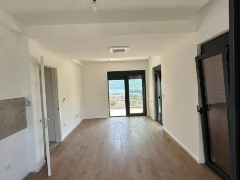 Prodaja, dvosoban stan, 72m², Dobrota, Kotor - image 10