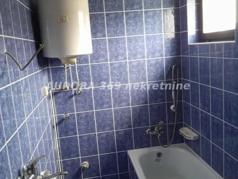 Prodaja, kuća, 166m², Sremska Kamenica, Petrovaradin - image 9