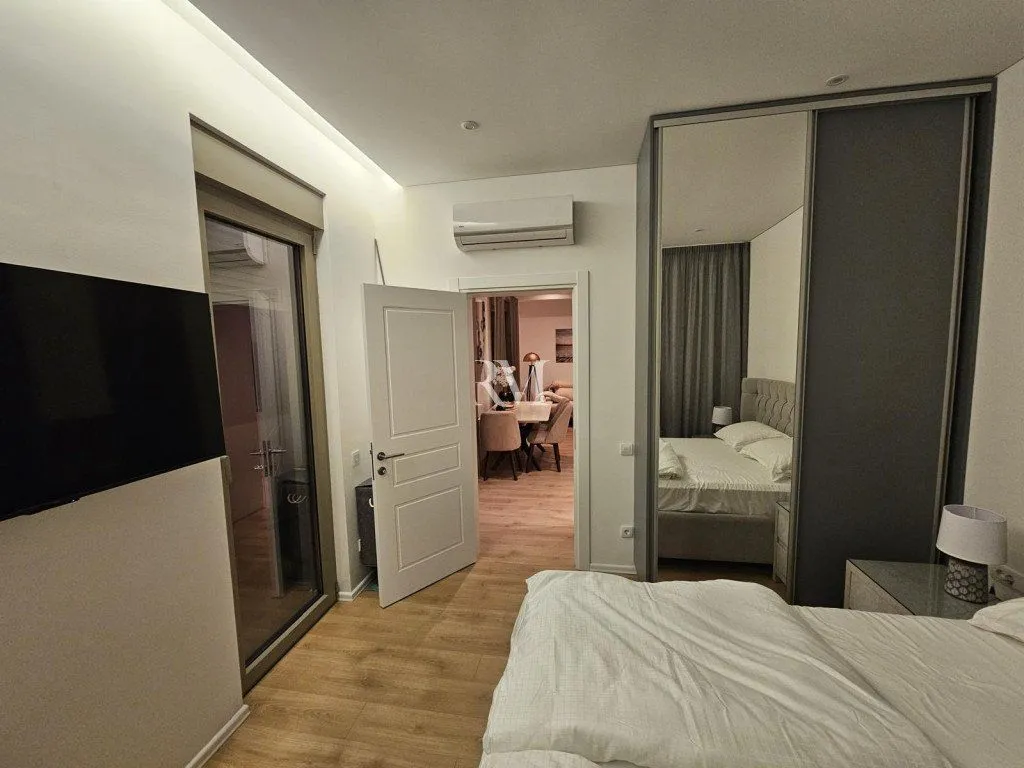 Prodaja, dvosoban stan, 63m², Tivat, Crna Gora