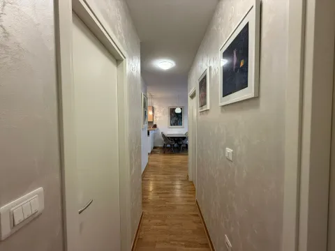 Izdavanje, dvosoban stan, 65m², City Kej, Podgorica - image 8