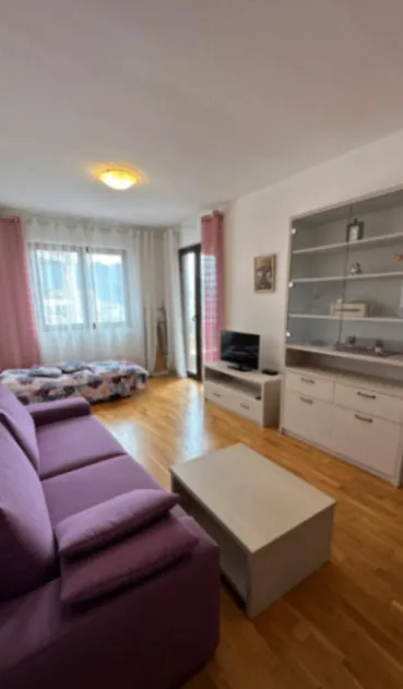 Rent, apartment, 50m², Bečići, Budva