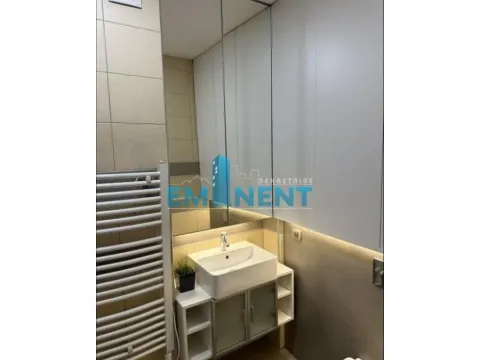 Rent, three bedroom apartment, 87m², Južni Bulevar, Vračar Sve Podlokacije - image 11