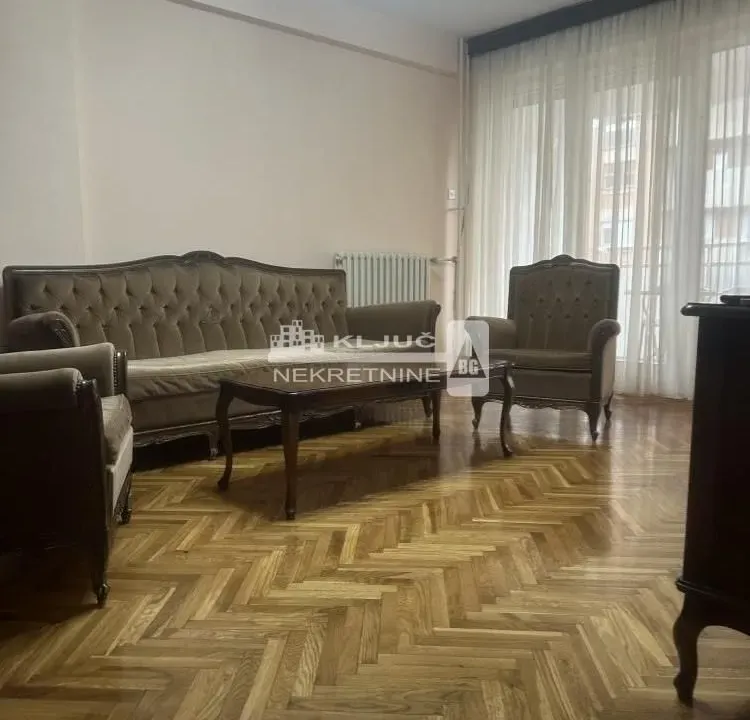 Rent, two bedroom apartment, 60m², Kalenić Pijaca, Vračar Sve Podlokacije