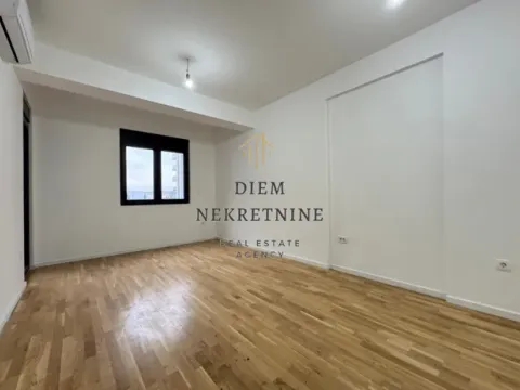 Rent, one bedroom apartment, 45m², Stari Aerodrom, Podgorica - image 1