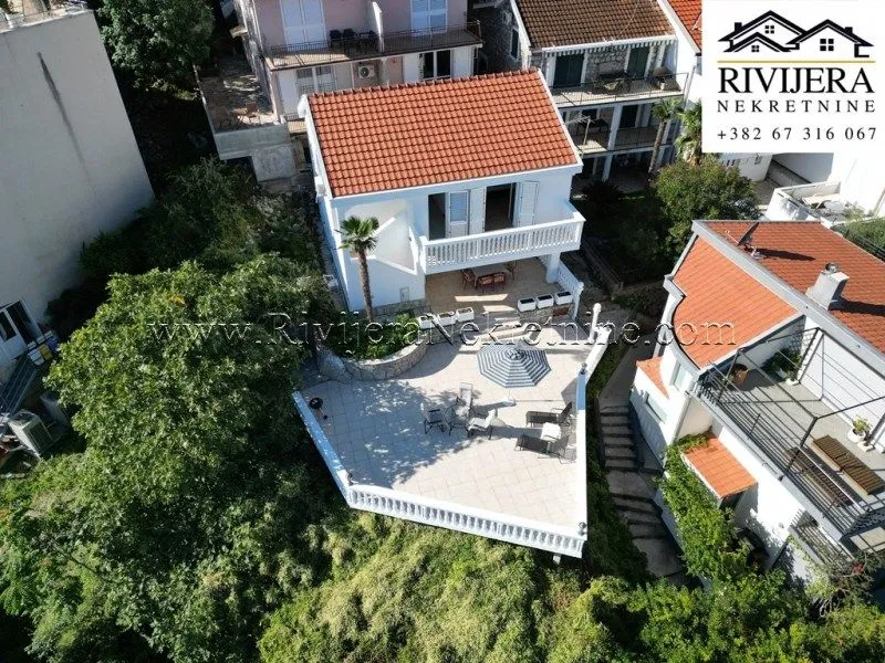 Sale, house, 105m², Njivice, Herceg Novi