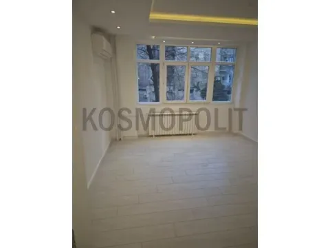 Prodaja, dvosoban stan, 60m², Stari Grad, Beograd - image 1