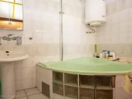 Izdavanje, trosoban stan, 110m², Stari Grad, Beograd - image 12