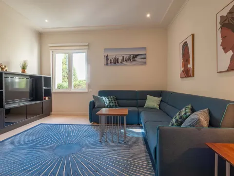 Sale, one bedroom apartment, 64m², Porto Montenegro, Tivat - image 3