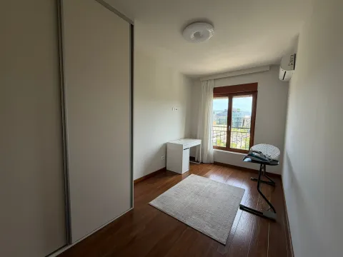 Izdavanje, dvosoban stan, 86m², Master Kvart, Podgorica - image 7