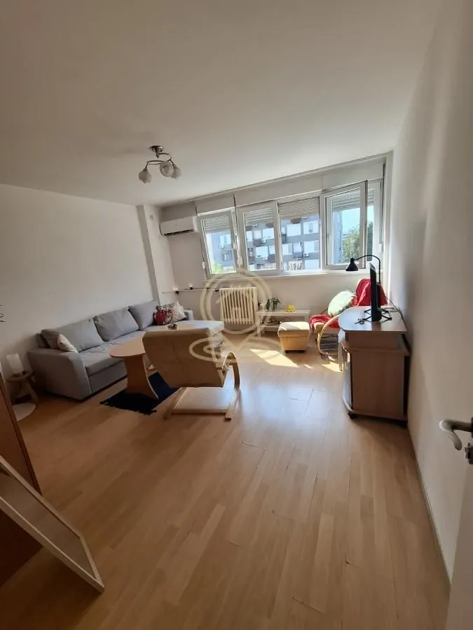 Rent, one bedroom apartment, 32m², Novi Beograd Sve Podlokacije, Beograd