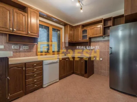 Izdavanje, kuća, 370m², Zabjelo, Podgorica - image 3