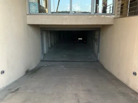 Prodaja, poslovni prostor, 400m², Centar, Podgorica - image 6