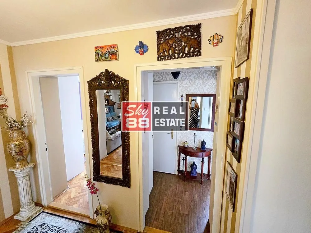 Sale, three bedroom apartment, 100m², Vračar Sve Podlokacije, Beograd