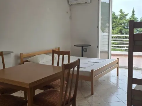 Prodaja, garsonjera, 35m², Petrovac, Budva - image 2