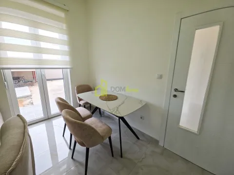 Rent, two bedroom apartment, 100m², Malo Brdo, Podgorica - image 8