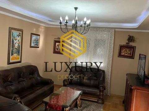 Izdavanje, kuća, 90m², Barutana, Podgorica - image 1