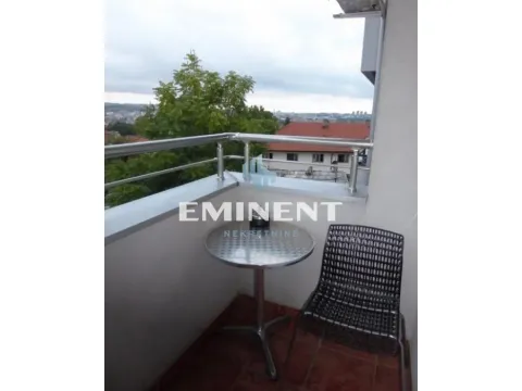 Izdavanje, trosoban stan, 70m², Uciteljsko Naselje, Zvezdara Sve Podlokacije - image 15